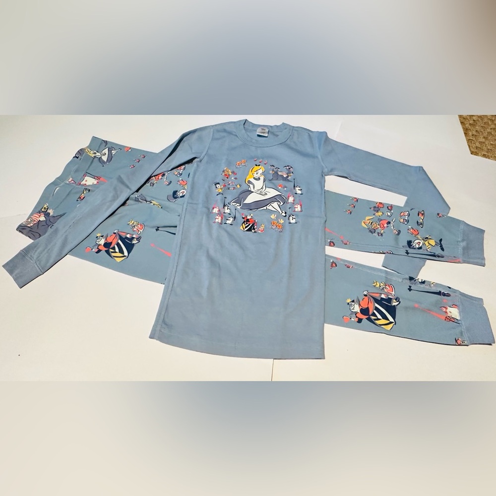 Hanna Andersson Disney Alice in Wonderland Long John Pajamas Size: 150 (12)